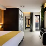 호텔 Nuvo Boutique 오비에도