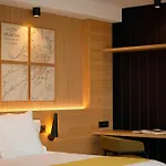 Nuvo Boutique 호텔 4*
