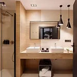 Nuvo Boutique 4* 오비에도