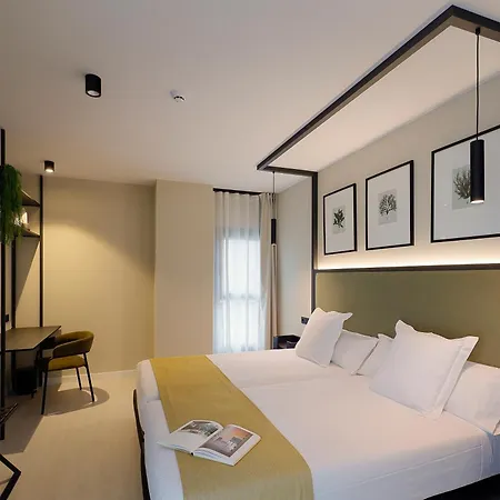 Nuvo Boutique 4*