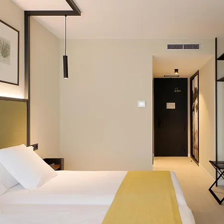 Nuvo Boutique 4* Oviedo