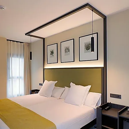 Nuvō Boutique 4*