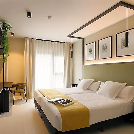 Nuvo Boutique 4* Oviedo