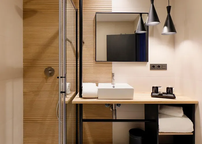 Nuvo Boutique Hotel 4*